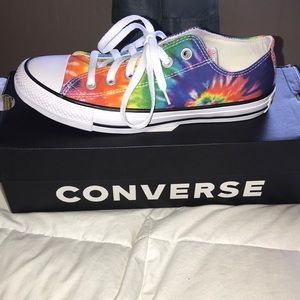 Tye dye Converse